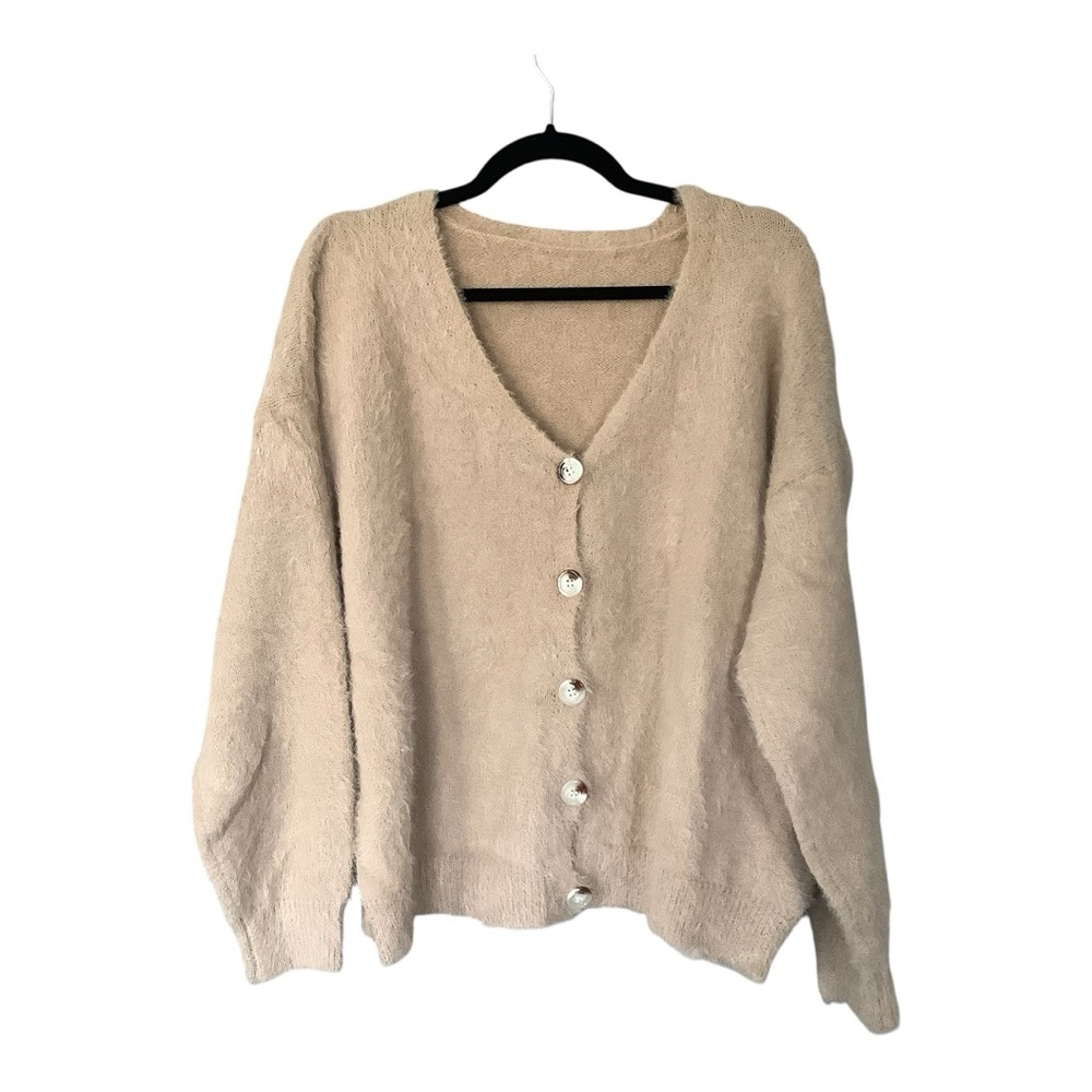 NWOT Fuzzy Soft V-neck Cardigan